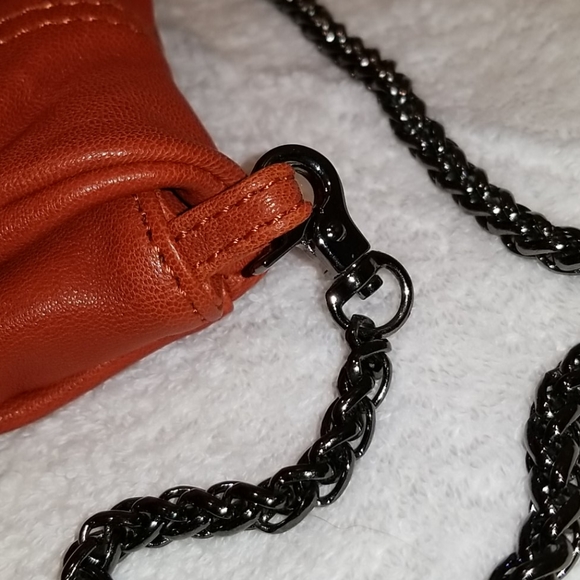 7 Chi Leather Clutch in Rust - Picture 4 of 6